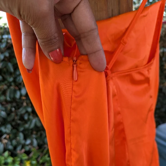 SHEIN SXY Satin Medium Size dress orange color, Criss-Cross‎ Adjust. Straps - Picture 9 of 16